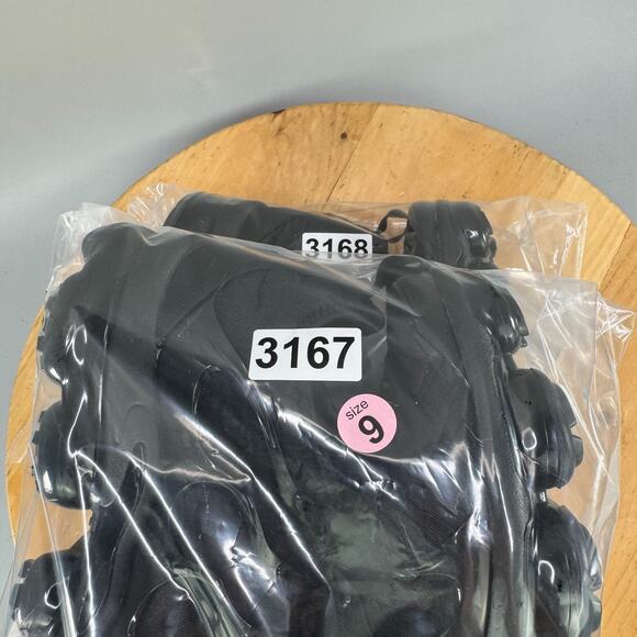 Nike Air Max Vapormax Plus Men’s Size 9 Shoes Triple Black 924453-004 NEW - Picture 9 of 9